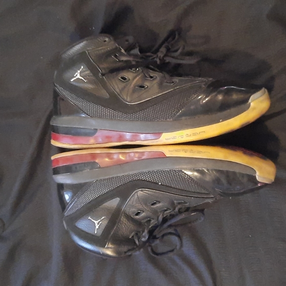 Jordan Retro 16.5 Team "Black Varsity Red" - Picture 4 of 5